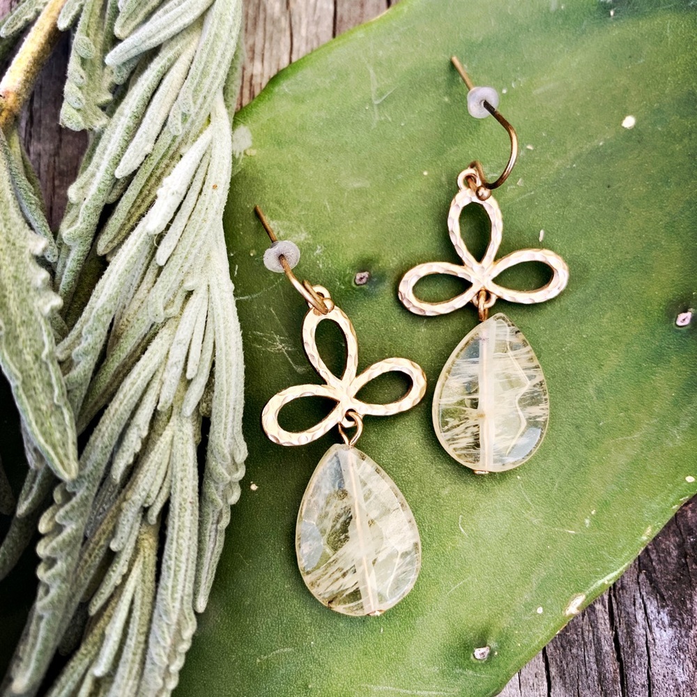 Hammered Gold clover quartz drop earrings